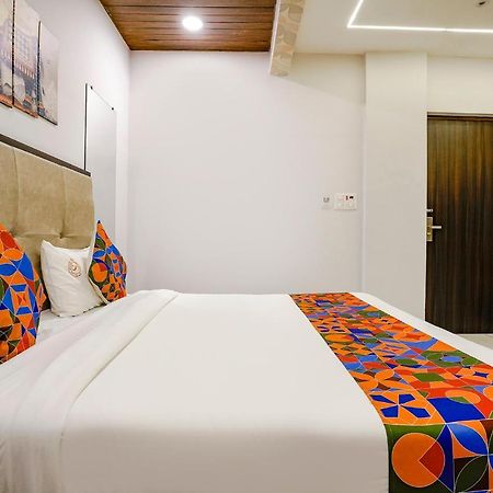 Fabhotel Swaraj Shirgaon  Exterior photo