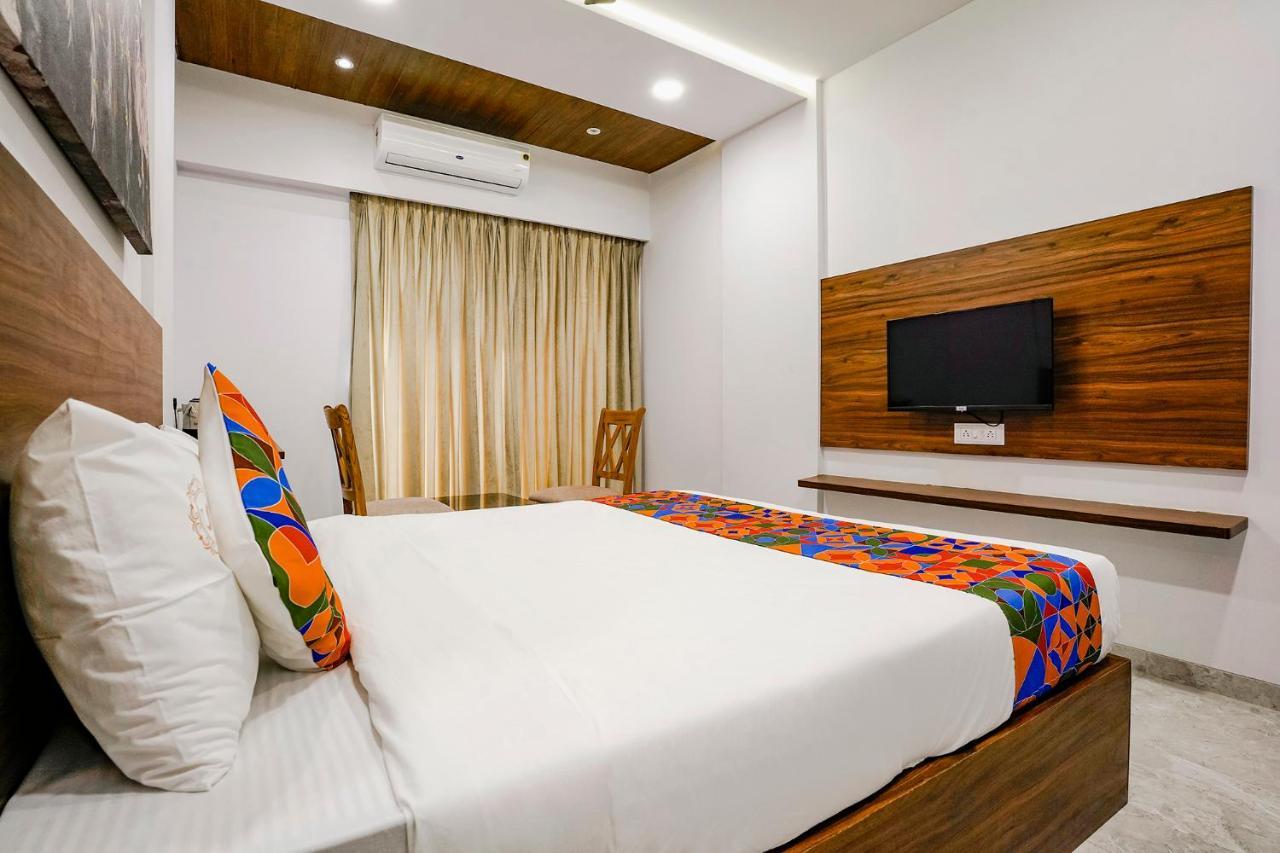 Fabhotel Swaraj Shirgaon  Exterior photo